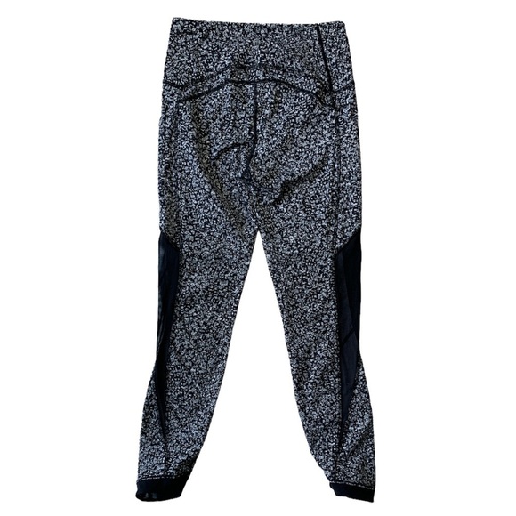 Lululemon Sole Training 7/8 Daisy Dust Alpine Leggings - Picture 3 of 7